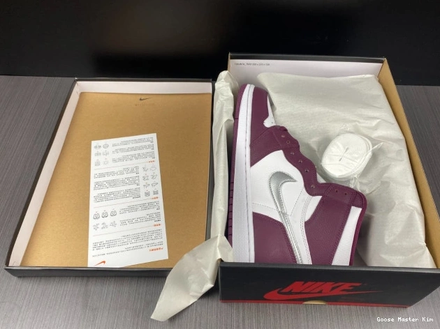 Jordan Air 1 OG High 555088-611 Bordeaux 0530